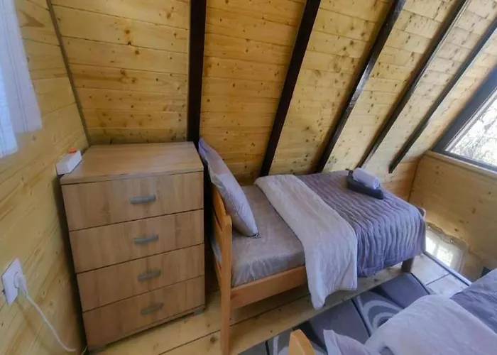 بيت للعطل Biserni Kutak سينيتشا